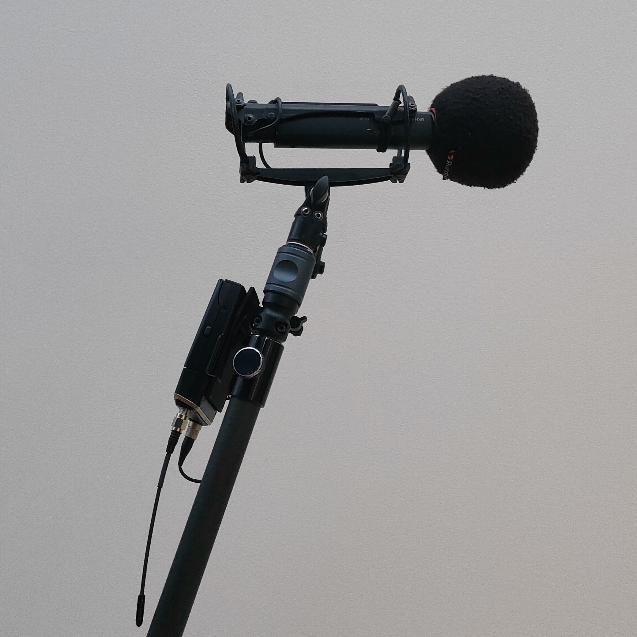 A20tx and A10tx plug-on adapter plate (cable sold separately) - Image 11